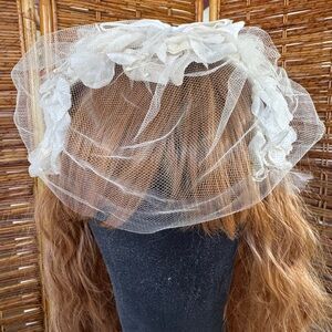 Vintage Mid-Century White Floral Veil Headpiece